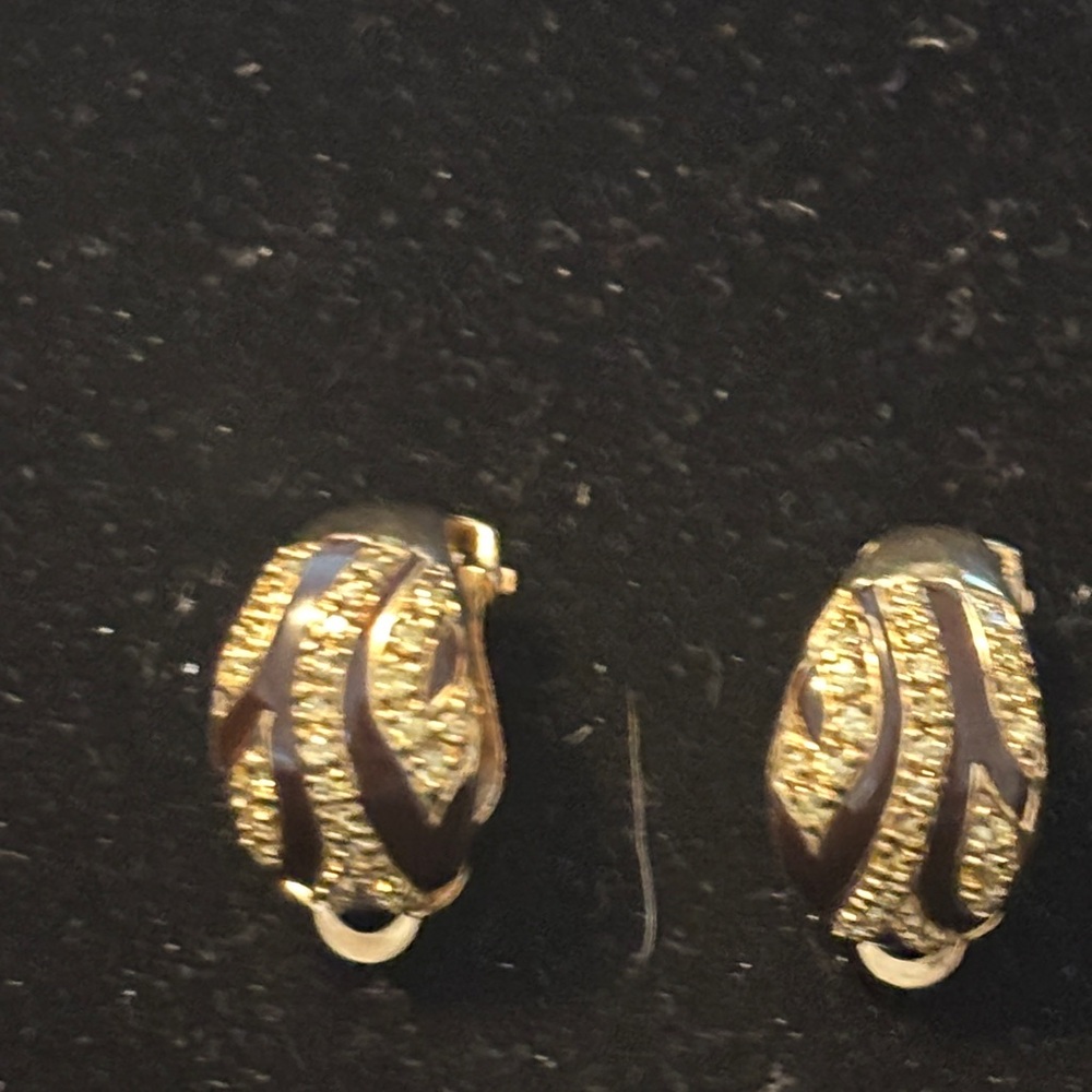 Gorgeous CZ Gold plated.925 sterling and Black enamel clip Earrings